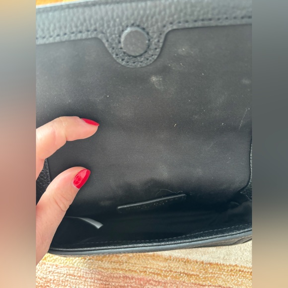 Marc Jacob’s Grove Leather Mini Crossbody Purse - Picture 3 of 4